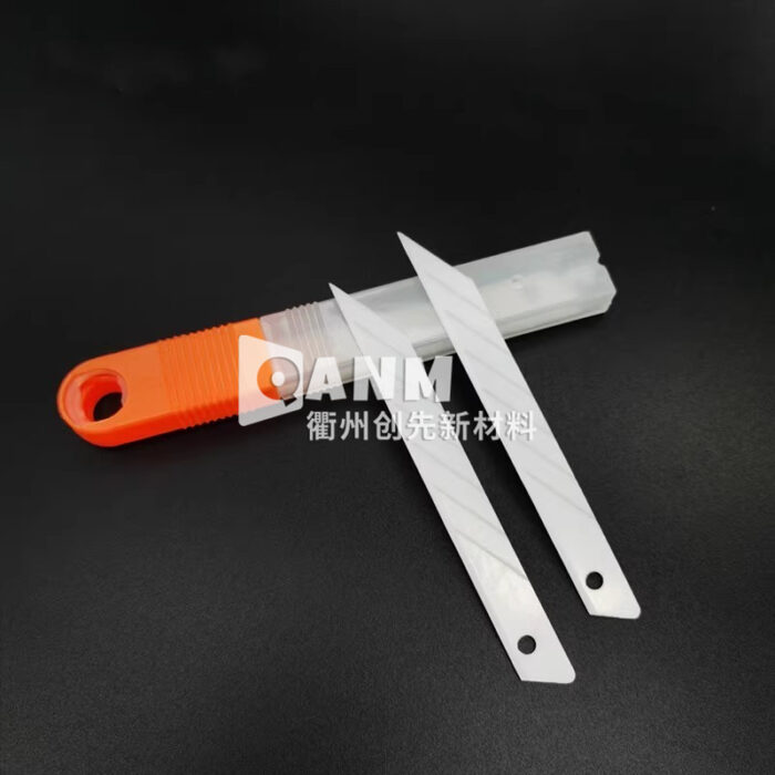 Ceramic 30 degree sharp angle small art blade 9mm sharp angle car film insulation bag making machine sharp blade - Image 3