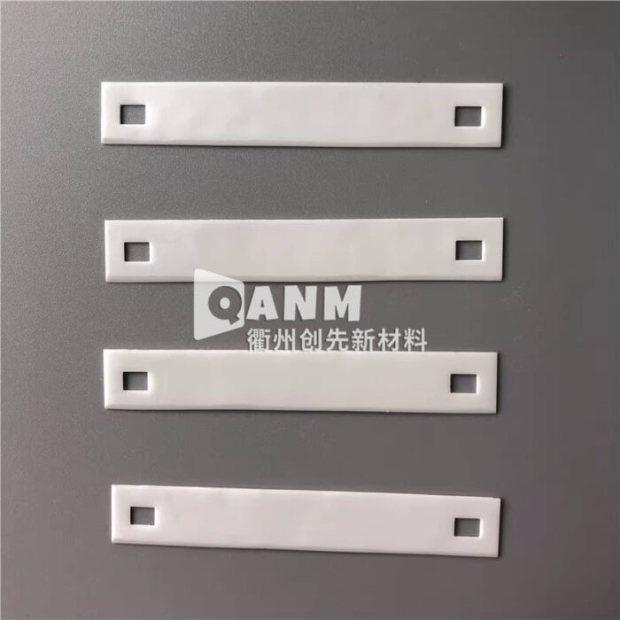 Zirconia ceramic blade, rectangular two hole blade, slitting and cutting blade, paper cutting blade, sharp and wear-resistant, customized - Image 3